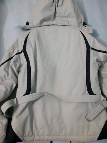 Jakna L velicine bez etikete nenosena. nova na lalafo.rs — 4 Jakna L velicine bez etikete nenosena. nova — 4