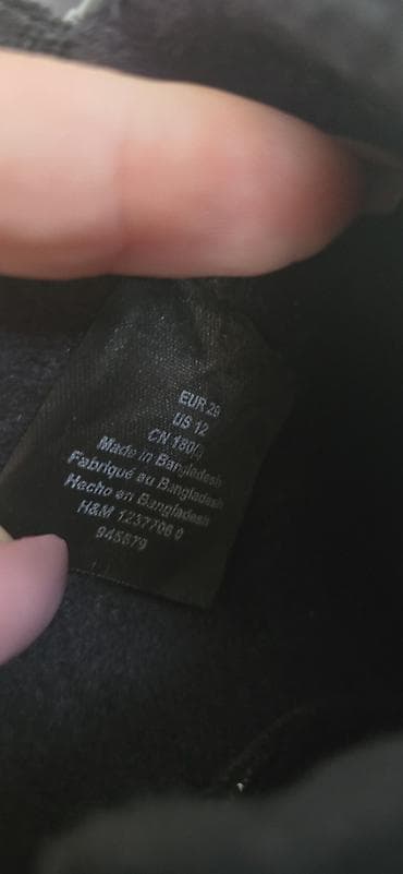 H&M decije cizmice! Lakovane, skroz malo nošene, ocuvane na lalafo.rs — 5 H&M decije cizmice! Lakovane, skroz malo nošene, ocuvane — 5