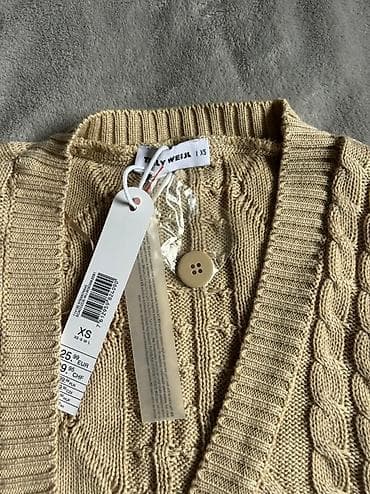 Pleteni prsluk TALLY WEiJL – model XS - Boja: bež/peskasto - na lalafo.rs — 2 Pleteni prsluk TALLY WEiJL – model XS - Boja: bež/peskasto - — 2