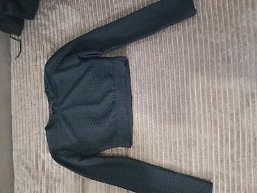 Ženska bluza dugih rukava, tamnozelene/teget nijanse. Teksturiran na lalafo.rs Ženska bluza dugih rukava, tamnozelene/teget nijanse. Teksturiran