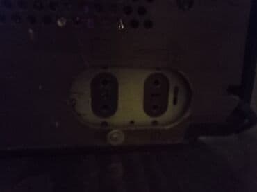 Antique devices: Vintage lampni radio aparat (stojeći model) sa bakelitnim kućištem i at lalafo.rs — 2 Antique devices: Vintage lampni radio aparat (stojeći model) sa bakelitnim kućištem i — 2