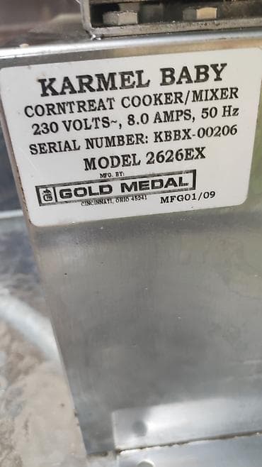 zenske original guess: Aparat za čokoladne i karamel kokice,original američki Gold na lalafo.rs — 4 zenske original guess: Aparat za čokoladne i karamel kokice,original američki Gold — 4