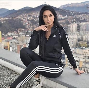 Adidas ženska trenerka NOVO Novo Mokra likra Veličine s m l xl 2xl na lalafo.rs Adidas ženska trenerka NOVO Novo Mokra likra Veličine s m l xl 2xl