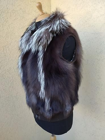 Prsluk od prirodnog krzna polarne lisice Veličina L. Biće dobro I za na lalafo.rs — 3 Prsluk od prirodnog krzna polarne lisice Veličina L. Biće dobro I za — 3