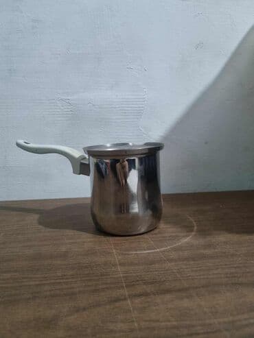 Nerđajući čelik džezva/šerpa za kafu i mleko sa dugačkom ručkom - na lalafo.rs Nerđajući čelik džezva/šerpa za kafu i mleko sa dugačkom ručkom -