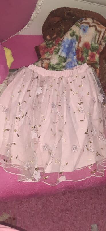 Accessorize, Set: T-shirt, Skirt, 146-152 at lalafo.rs — 1 Accessorize, Set: T-shirt, Skirt, 146-152 — 1