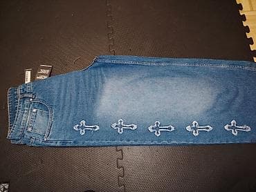 Ženske džins pantalone BoohooMAN – model sa ukrasnim izvezenim at lalafo.rs — 3 Ženske džins pantalone BoohooMAN – model sa ukrasnim izvezenim — 3