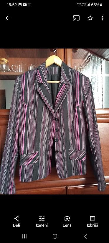 Ocuvan kvalitetan komplet velicina 40,prelepo stoji at lalafo.rs — 4 Ocuvan kvalitetan komplet velicina 40,prelepo stoji — 4