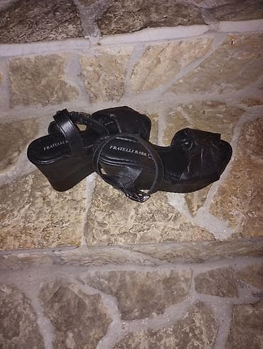 Sandale 37 kožne nove samo probane na lalafo.rs — 4 Sandale 37 kožne nove samo probane — 4