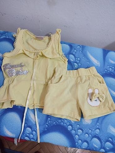 Paket stvari za devojčice uzrasta 1-2 godine Cena 3000 dinara na lalafo.rs — 9 Paket stvari za devojčice uzrasta 1-2 godine Cena 3000 dinara — 9