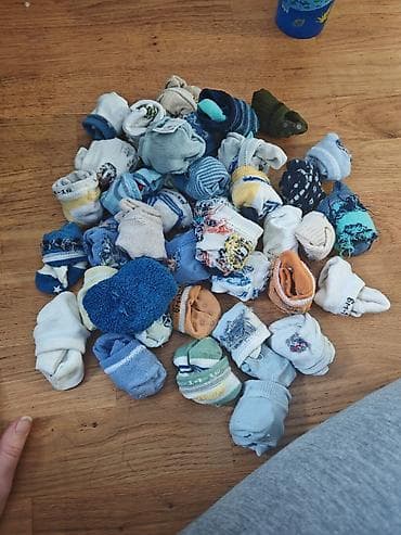 Set za bebe – tekstilni dodaci i oprema Sadržaj seta (razni brendovi na lalafo.rs — 6 Set za bebe – tekstilni dodaci i oprema Sadržaj seta (razni brendovi — 6