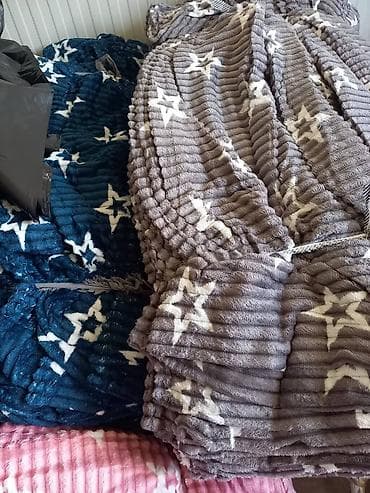 Blankets and Bedspreads: Plišani prekrivači/ćebad sa zvezdicama 200x230 - Materijal: mekan at lalafo.rs — 1 Blankets and Bedspreads: Plišani prekrivači/ćebad sa zvezdicama 200x230 - Materijal: mekan — 1