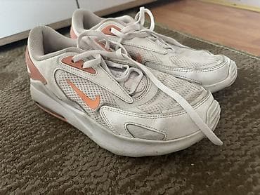 Nike patike za svakodnevno nošenje/trčanje - Model sa debelim na lalafo.rs — 2 Nike patike za svakodnevno nošenje/trčanje - Model sa debelim — 2