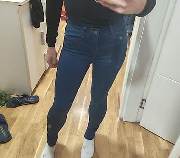 Nove farmerice sa etiketom XS na lalafo.rs — 2 Nove farmerice sa etiketom XS — 2