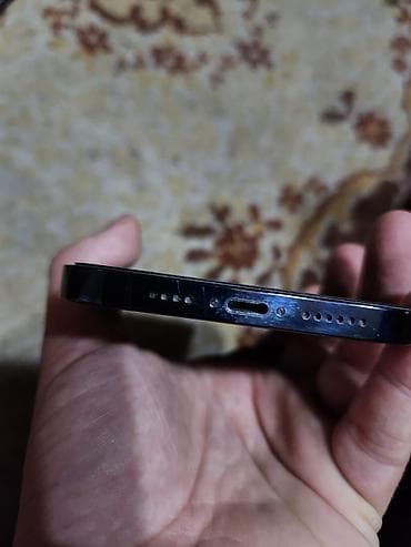 IPhone 12 pro max 256
100bh na lalafo.rs — 5 IPhone 12 pro max 256
100bh — 5