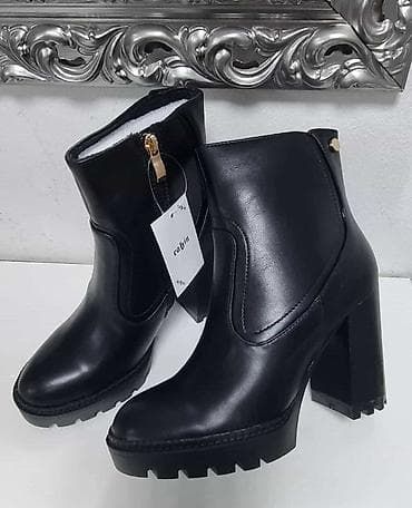 Gležnjače, Cabin na lalafo.rs Gležnjače, Cabin