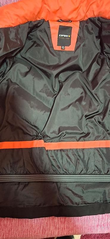 Icepeak zimska jakna u kombinaciji narandžaste i crne boje. Dizajn na lalafo.rs — 2 Icepeak zimska jakna u kombinaciji narandžaste i crne boje. Dizajn — 2