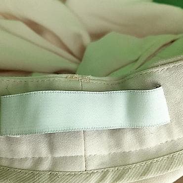 prsluk jaknica mango u: Pantalone mango, vel. Xs/34 marka: mango veličina: xs/34 materijal at lalafo.rs — 5 prsluk jaknica mango u: Pantalone mango, vel. Xs/34 marka: mango veličina: xs/34 materijal — 5