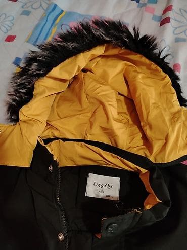 Sweaters: Dečija jakna na prodaju. Jakna je skoro kao nova. Obučena je 2×Zimska at lalafo.rs — 5 Sweaters: Dečija jakna na prodaju. Jakna je skoro kao nova. Obučena je 2×Zimska — 5