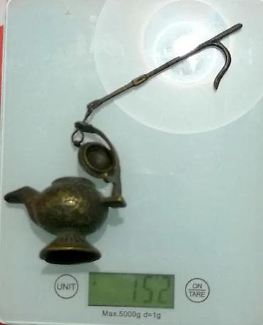 Antiques: Stara bronzana kadionica / uljna lampa (Aladinova). Stara bronzana at lalafo.rs — 7 Antiques: Stara bronzana kadionica / uljna lampa (Aladinova). Stara bronzana — 7