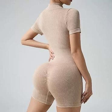 🔥Ženski kratki kombinezon sa rajsferšlusom
✅2200 din na lalafo.rs — 3 🔥Ženski kratki kombinezon sa rajsferšlusom
✅2200 din — 3