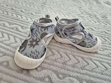 Dečje sandale/patike za bebe – siva/bela kombinacija Veličina 21-22 - na lalafo.rs — 3 Dečje sandale/patike za bebe – siva/bela kombinacija Veličina 21-22 - — 3