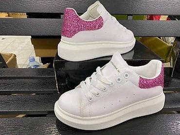 Patike
Brojevi od 36 do 41 za samo 3500 din na lalafo.rs — 3 Patike
Brojevi od 36 do 41 za samo 3500 din — 3