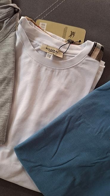 Men's T-shirt Burberry na lalafo.rs — 2 Men's T-shirt Burberry — 2