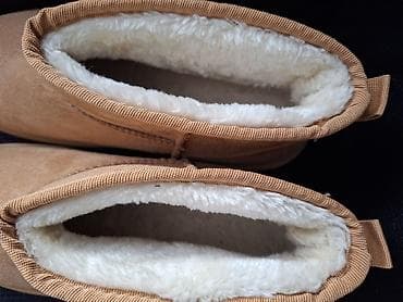 Uggs 39.5, color - Brown at lalafo.rs — 3 Uggs 39.5, color - Brown — 3