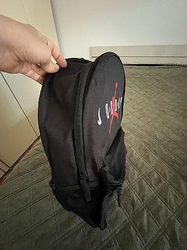 Other: JORDAN ECO BACKPACK Rucksack black NOVO
FV
Sa strane su 2 džepića na at lalafo.rs — 4 Other: JORDAN ECO BACKPACK Rucksack black NOVO
FV
Sa strane su 2 džepića na — 4