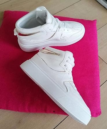 Nove preudobne premekane br 38
Veliko Sniženje na lalafo.rs — 7 Nove preudobne premekane br 38
Veliko Sniženje — 7