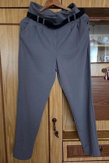 Sive pantalone Sinsey M Cena 1000 din.Farmerke Zara br 40 na lalafo.rs Sive pantalone Sinsey M Cena 1000 din.Farmerke Zara br 40