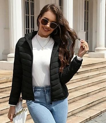 Ženska lagana pufna jakna sa kapuljačom - Dostupne veličine: S–2XL - na lalafo.rs — 2 Ženska lagana pufna jakna sa kapuljačom - Dostupne veličine: S–2XL - — 2