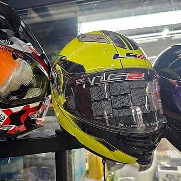 Zaštitne moto kacige visokih performansi, dizajnirane za maksimalnu na lalafo.rs Zaštitne moto kacige visokih performansi, dizajnirane za maksimalnu