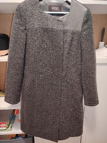 zenske broj: Badgley Mischka Collection ženski kaput - Model: ravna, elegantna at lalafo.rs — 1 zenske broj: Badgley Mischka Collection ženski kaput - Model: ravna, elegantna — 1