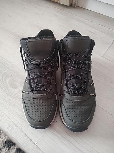 Quechua vodootporne patike za planinarenje - Model: Quechua na lalafo.rs — 2 Quechua vodootporne patike za planinarenje - Model: Quechua — 2