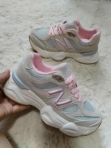 Uzivo slike
37-39-39-40-41 at lalafo.rs — 2 Uzivo slike
37-39-39-40-41 — 2