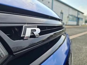 Transport: Prednji znak VW R, Rline na srafove. Univerzalni prednji znak na at lalafo.rs — 6 Transport: Prednji znak VW R, Rline na srafove. Univerzalni prednji znak na — 6