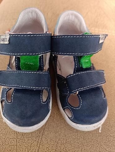 Marcos sandalice za decaka 20
kao nove na lalafo.rs — 2 Marcos sandalice za decaka 20
kao nove — 2