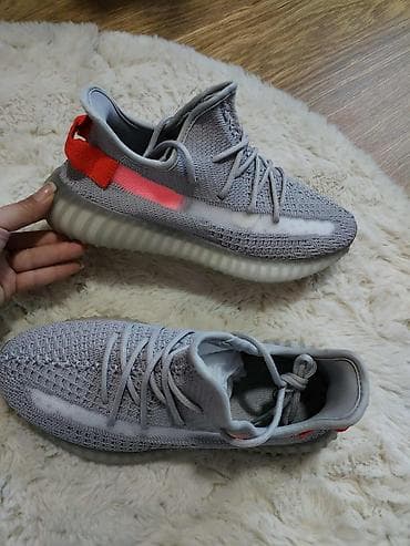 👑Brojevi 42-43-44-45
✅Cena 3200 din na lalafo.rs 👑Brojevi 42-43-44-45
✅Cena 3200 din