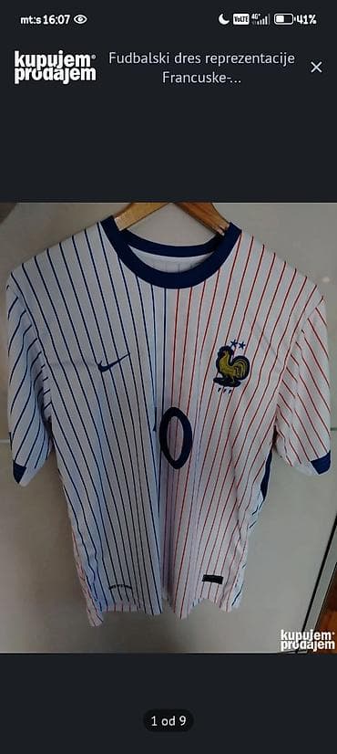 Fudbalski dres reprezentacije Francuske u XL veličini(odgovara i kao na lalafo.rs Fudbalski dres reprezentacije Francuske u XL veličini(odgovara i kao