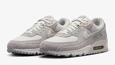 NIKE Air Max 90 Photon Dust br.40,5 cm 25,5 NOVO
HF9383 001 na lalafo.rs — 2 NIKE Air Max 90 Photon Dust br.40,5 cm 25,5 NOVO
HF9383 001 — 2