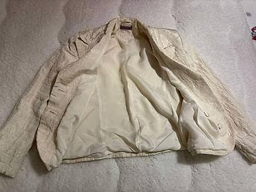 Potpuno ocuvan sako, veoma lep i efektan, natavno bez ikakvih at lalafo.rs — 4 Potpuno ocuvan sako, veoma lep i efektan, natavno bez ikakvih — 4