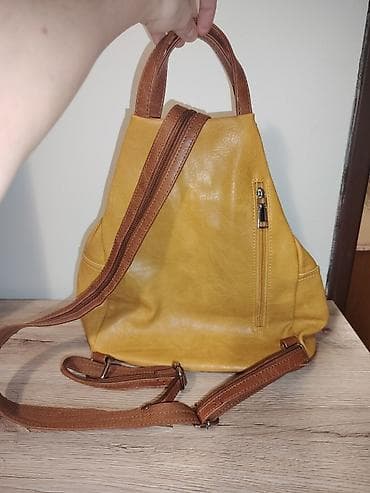 Ženski ranac/torba 2 u 1 u žuto‑braon kombinaciji. - Materijal: eko na lalafo.rs — 2 Ženski ranac/torba 2 u 1 u žuto‑braon kombinaciji. - Materijal: eko — 2