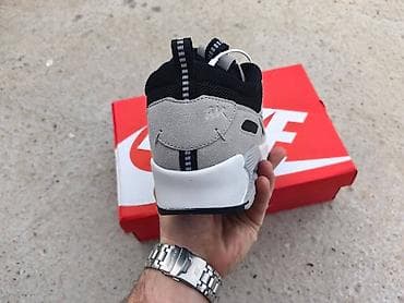 Nike patike – siva/crna kombinacija sa Air jastukom - Model sa na lalafo.rs — 4 Nike patike – siva/crna kombinacija sa Air jastukom - Model sa — 4