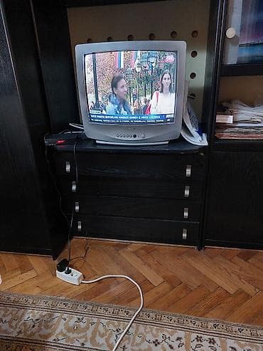 ODLICAN Samsung kolor televizor, model tv c2 20 f12, dijagonala ekrana na lalafo.rs — 9 ODLICAN Samsung kolor televizor, model tv c2 20 f12, dijagonala ekrana — 9