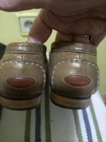 Sve su kožne u broju 39. od 500do 1500din at lalafo.rs — 8 Sve su kožne u broju 39. od 500do 1500din — 8