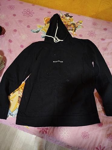 Duks, M, Reserved, bоја - Crna, Sa kapuljačom na lalafo.rs Duks, M, Reserved, bоја - Crna, Sa kapuljačom