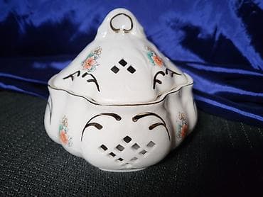 Satula nova Fena porcelan Nemacka iz 70ih.god. Nova satula,linijice na lalafo.rs — 1 Satula nova Fena porcelan Nemacka iz 70ih.god. Nova satula,linijice — 1