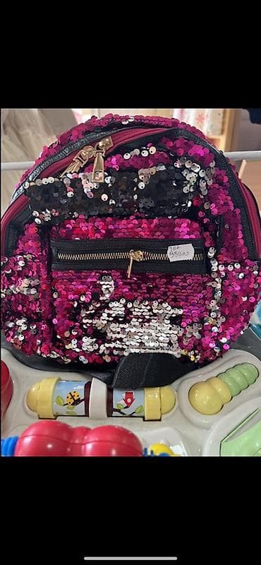 Šljokičasti mini ranac za decu - Dizajn: ceo ranac prekriven sjajnim at lalafo.rs — 4 Šljokičasti mini ranac za decu - Dizajn: ceo ranac prekriven sjajnim — 4